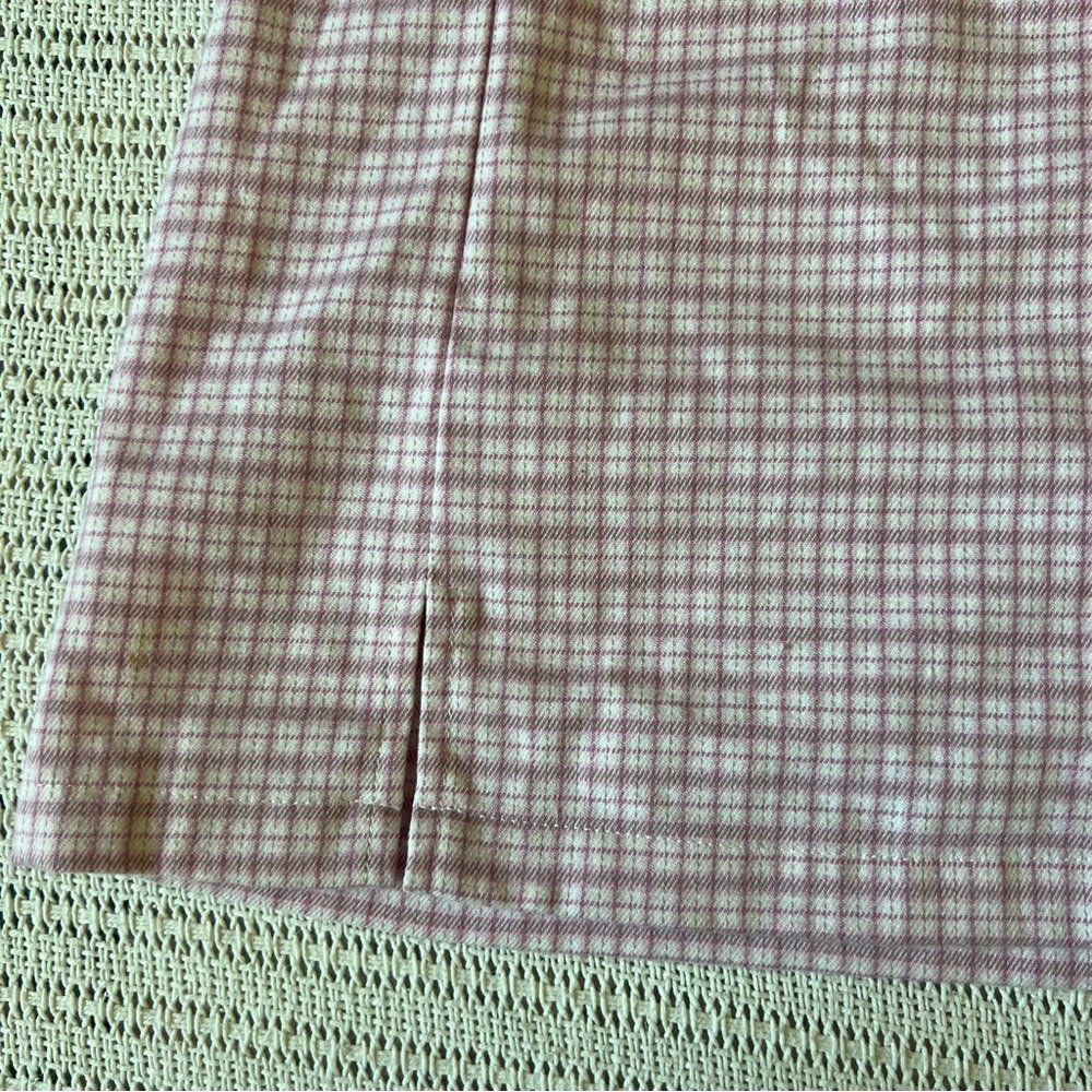 Brandy Melville Pink Gingham Skirt - Picture 3 of 4
